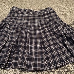 h&m pleated skirt